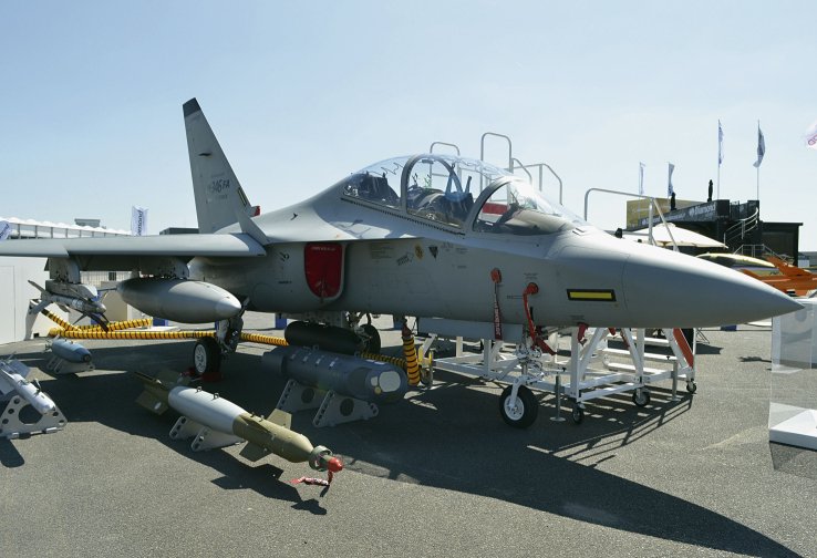 Leonardo, which unveiled the M-346FA light fighter in 2017, is preparing to respond to a Malaysian RFI in support of its programme to procure a light combat aircraft. (IHS Markit/Patrick Allen)