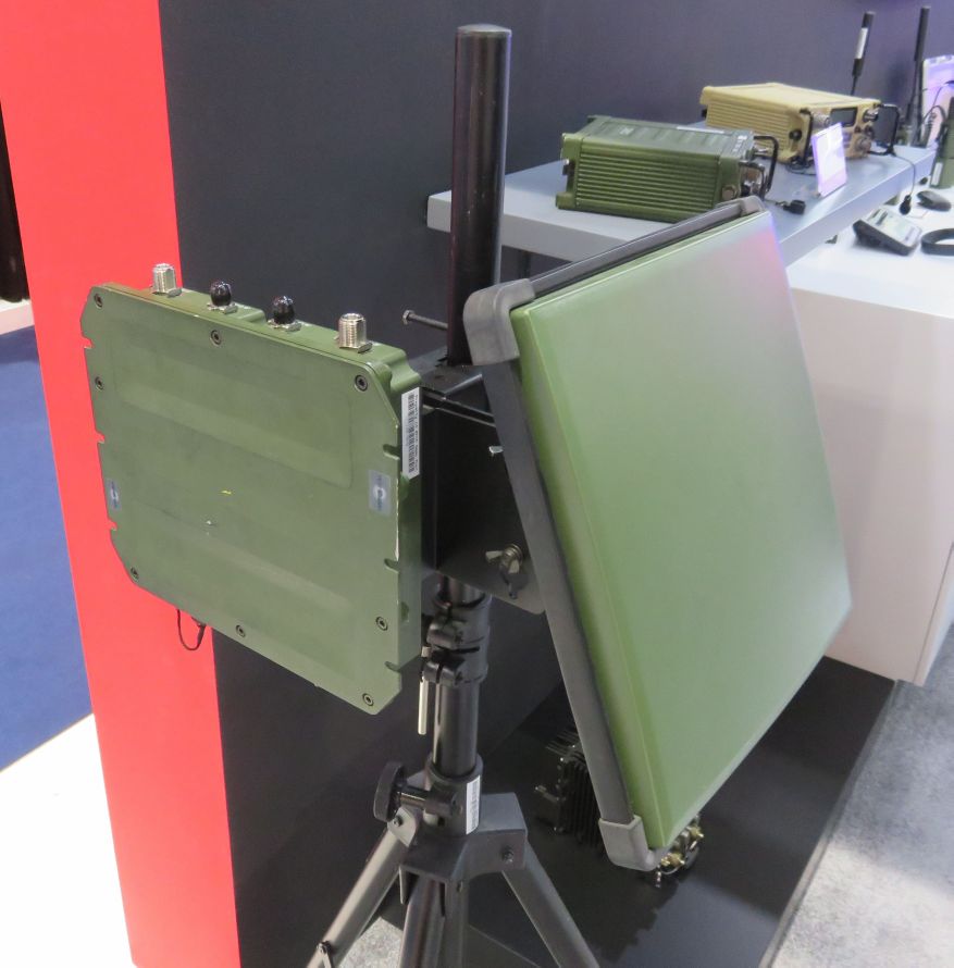 The Harris RF-7850W HCLOS, which now has a frequency-hopping capability, displayed at IDEX 2019. The radio is on the left and the point-to-point antenna on the right. (Giles Ebbutt)