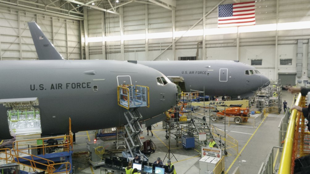 A pair of Pegasus tankers being fitted out prior to delivery to the US Air Force. The customer has again stopped receiving aircraft from Boeing over FOD concerns. (IHS Markit/Patrick Host )