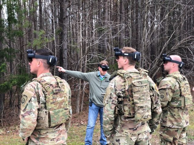 US Army soldiers using their new IVAS, based on the Microsoft HoloLens.    (US Army)