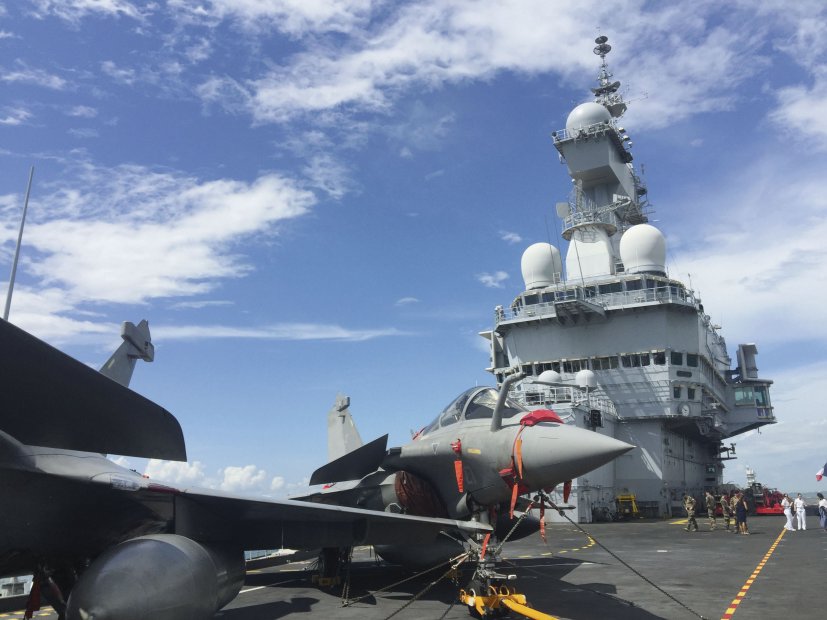 
        Rafale aircraft seen on the deck of Charles de Gaulle during a stop at RSS
        Singapura - Changi Naval Base (IHS Markit/Ridzwan Rahmat)