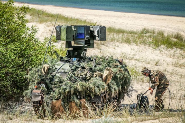 An Aufklärungs-, Führungs- and Feuerleitfahrzeug (reconnaissance, command, and fire control vehicles, AFF) of the third squadron of the Luftwaffe's Flugabwehrraketengruppe (Surface-to-Air Missile Group) 61 during ‘Tobruq Legacy 2019’ being held in Poland on 3–19 June. (Luftwaffe)