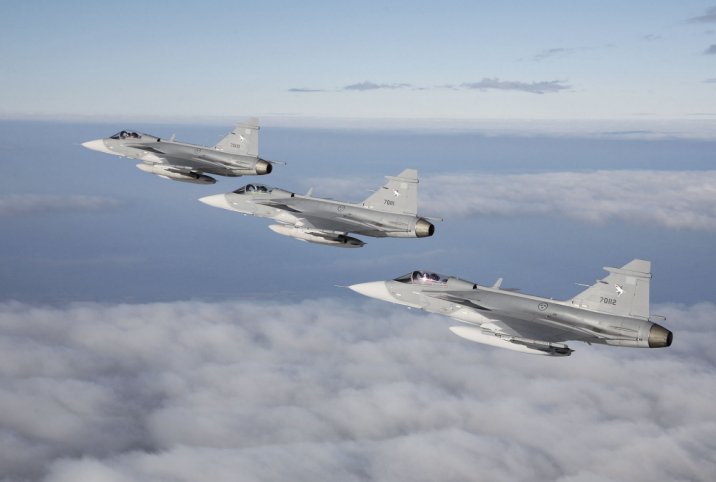 Saab, which delivered a fleet of Gripen multirole combat aircraft to Thailand from 2011 (pictured), is one of several foreign companies to have expressed interest in engaging with the country’s Eastern Economic Corridor development plan. (FXM)