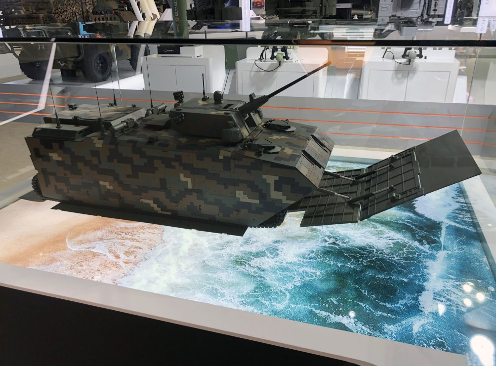 Hanwha Defense is developing a new version of its Korean Amphibious Assault Vehicle (KAAV). (IHS Markit/Jon Grevatt)