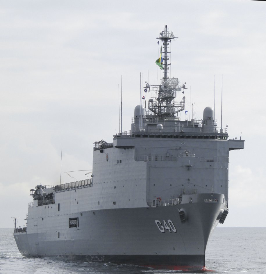 
        The former French Foudre-class LPD FS
        Siroco
        was transferred to Brazil on 10 March 2016 to become the multipurpose amphibious ship
        Bahia
        (G40).
       (Victor Barreira)