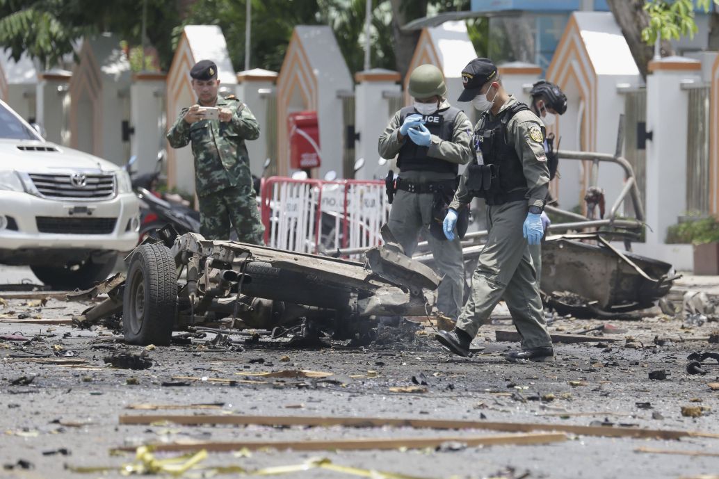 Post-blast inspection after double IED-attack in Yala, southern Thailand, on 17 March 2020. (Getty Images)